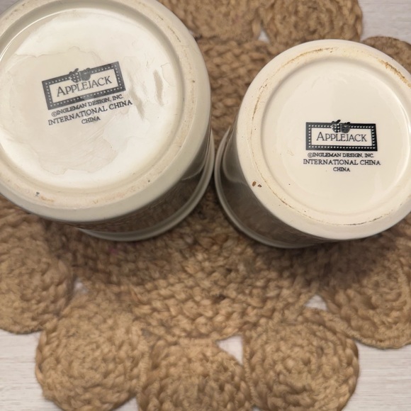 Vintage Ingleman Applejack Ceramic Canister Set - Picture 5 of 5